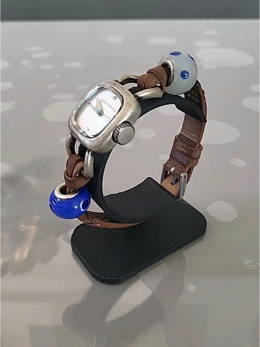 Womens TOKYObay Watch Silver Tone Leather Glass Beads New Battery Works Great!
